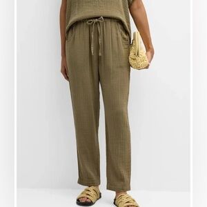 Xirena
Brinkley Straight-Leg Cotton
Gauze Pants